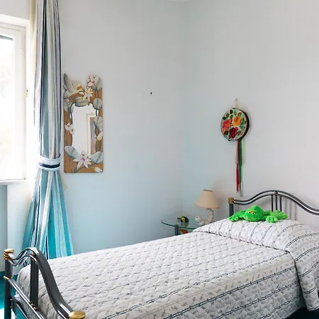 Anna Maria * 포지타노